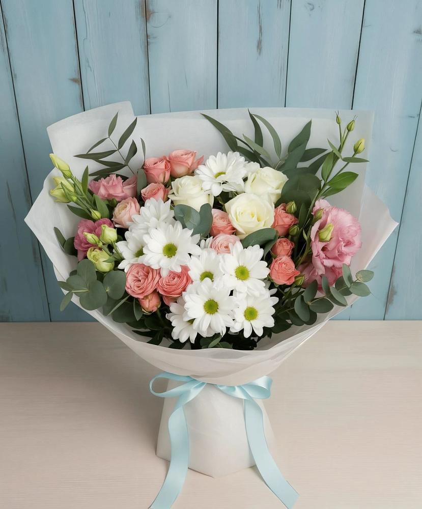 Букет цветов из: Розы, Лизиантусы и Хризантемы в Озеке-Суате