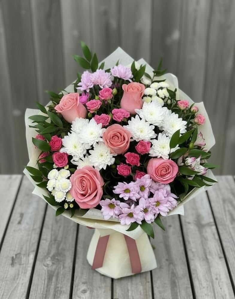 Букет цветов из: Альстромерии, Гвоздики, Розы и Хризантемы в Озеке-Суате