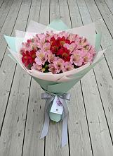 Букет цветов из:  Альстромерии #REPLACE_PRED# Озеке-Суате