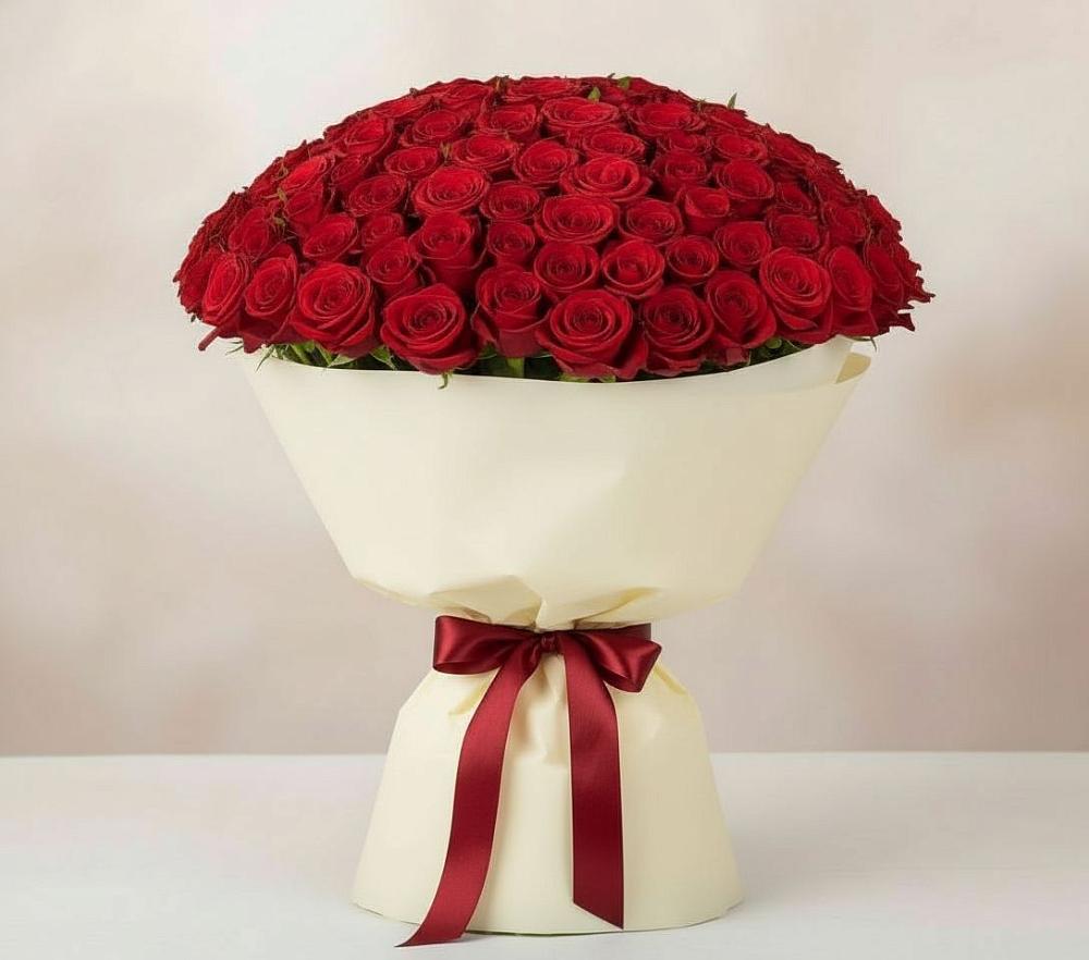 Букет 101 Красная роза Милано в Озеке-Суате