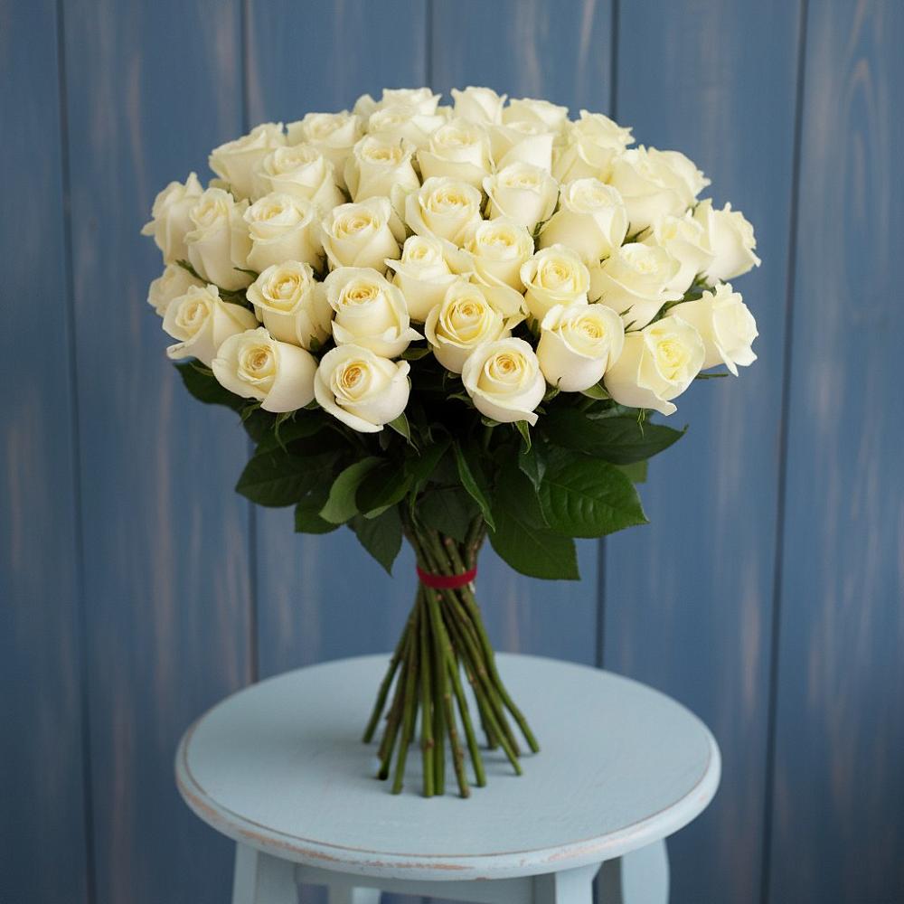 Букет 51 Белая роза Эдлесс Лав в Озеке-Суате