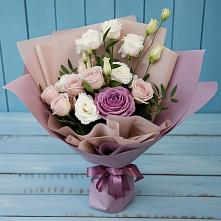Букет цветов из:  Розы и Лизиантусы в Озеке-Суате