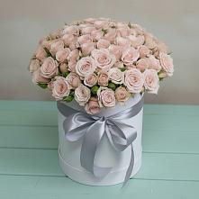 Цветочная композиция из Розы в шляпной коробке в Озеке-Суате