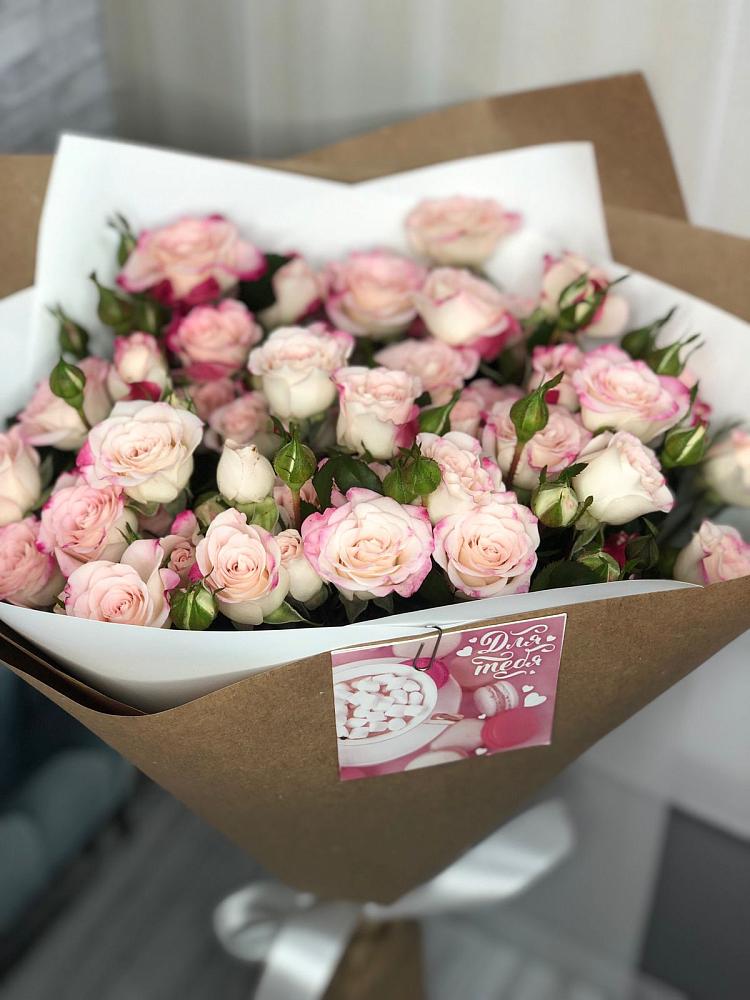 Букет цветов из: Розы в Озеке-Суате