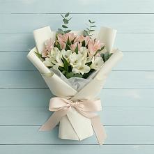 Букет цветов из:  Альстромерии в Озеке-Суате