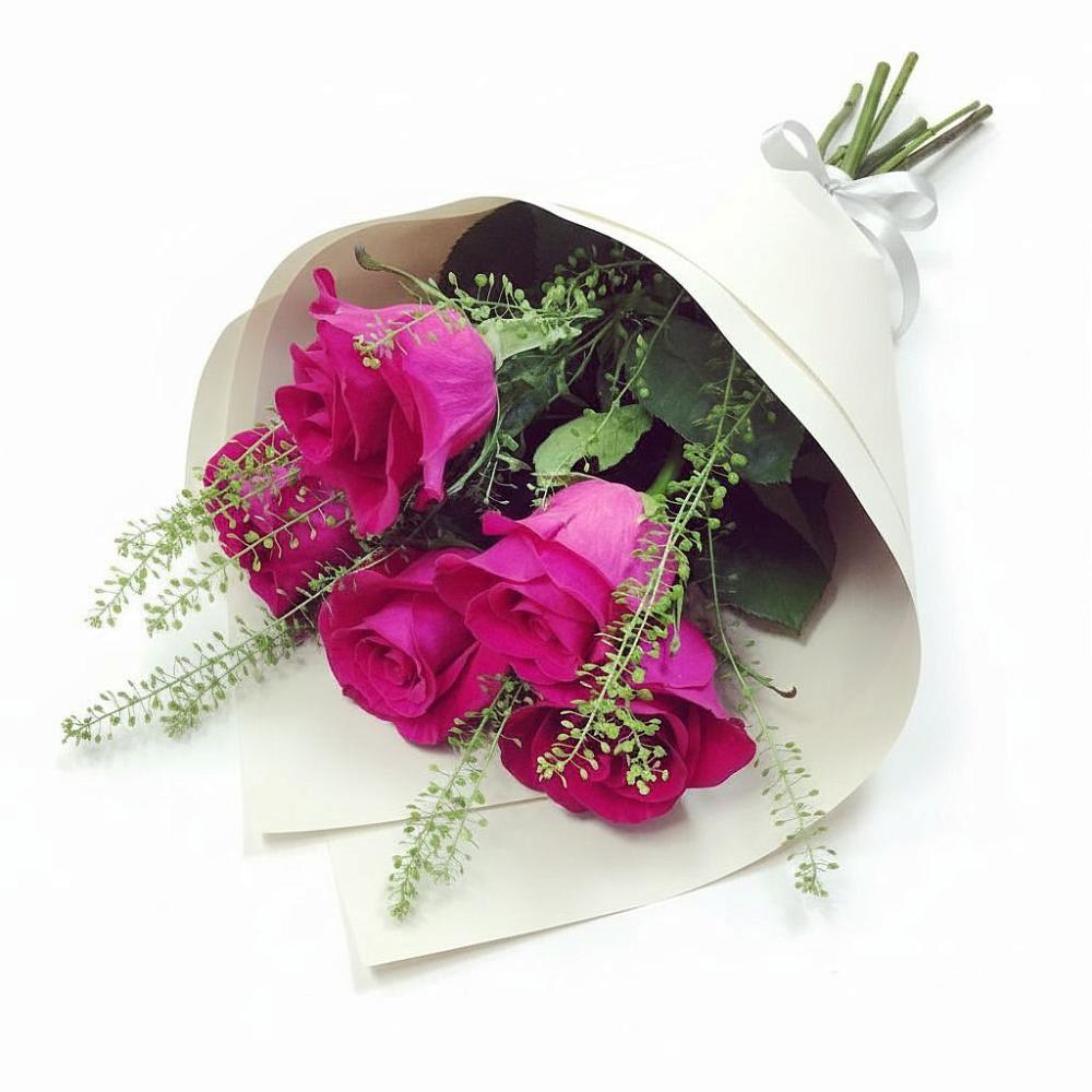 Букет цветов из: Розы в Озеке-Суате