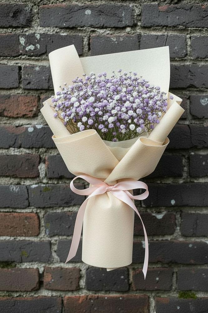 Букет цветов из: Гипсофила в Озеке-Суате