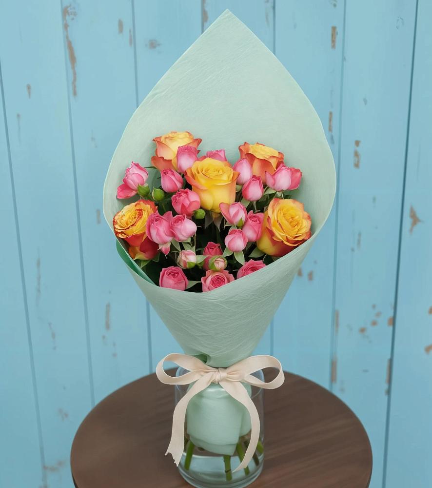 Букет цветов из: Розы в Озеке-Суате