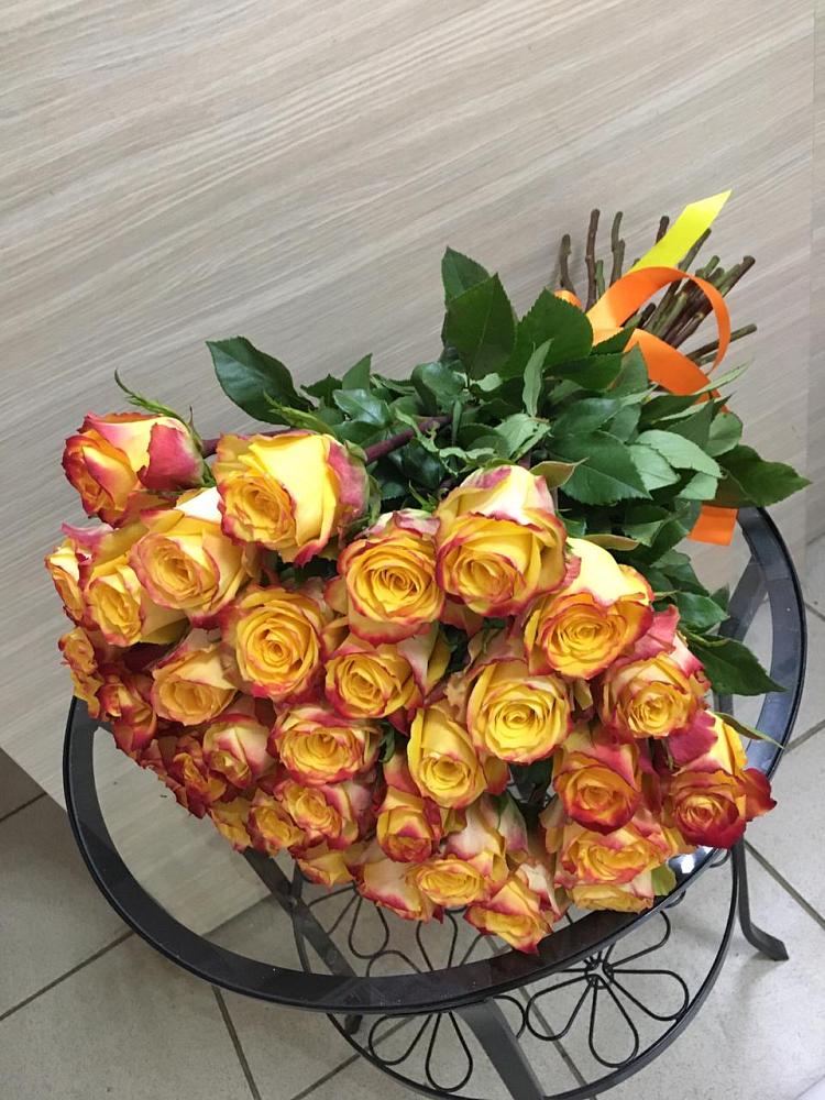 Букет Желтые розы в Озеке-Суате