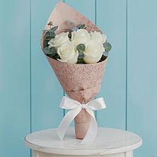 Букет цветов из:  Розы в Озеке-Суате