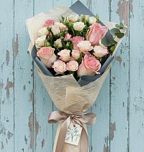 Букет цветов из:  Розы в Озеке-Суате