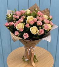Букет цветов из:  Розы в Озеке-Суате