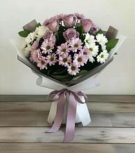 Букет цветов из:  Хризантемы и Розы в Озеке-Суате