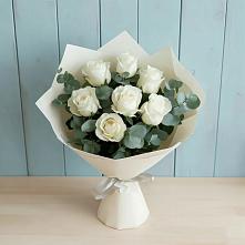 Букет Белые розы в Эвкалипте в Озеке-Суате