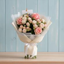 Букет цветов из:  Розы в Озеке-Суате