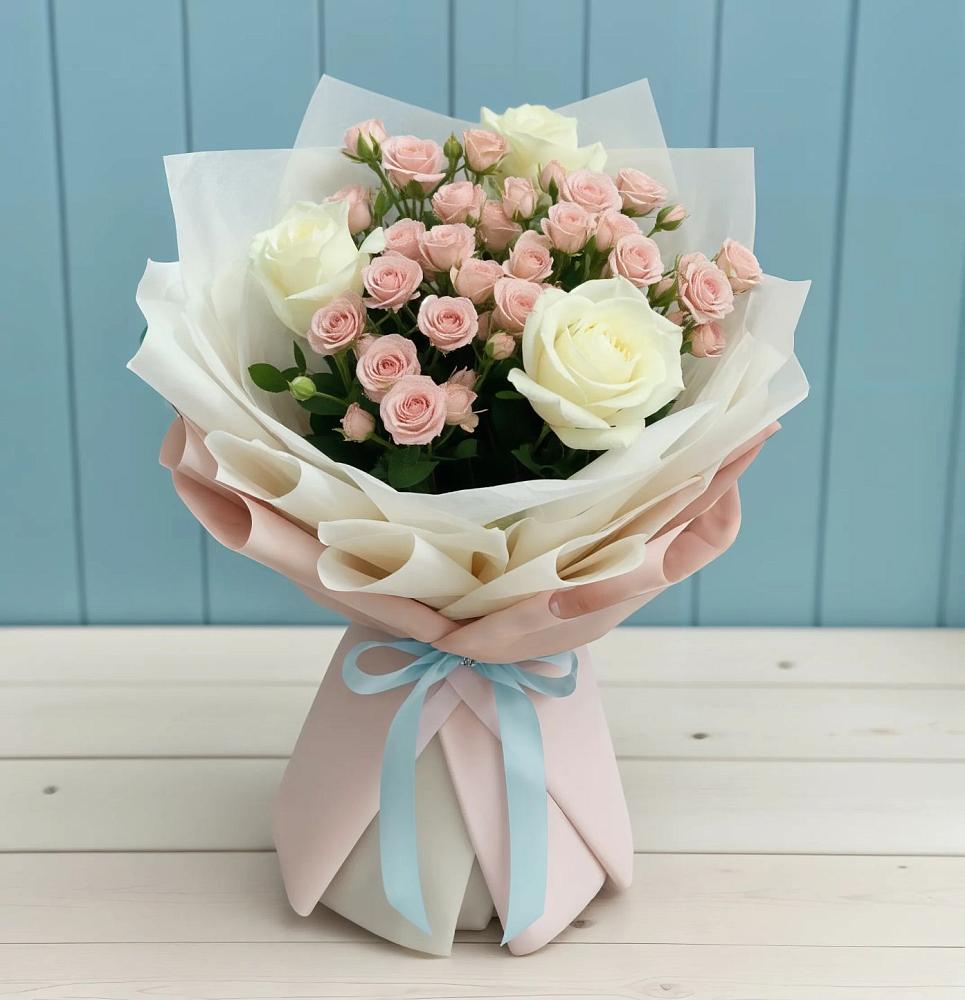 Букет цветов из: Розы в Озеке-Суате